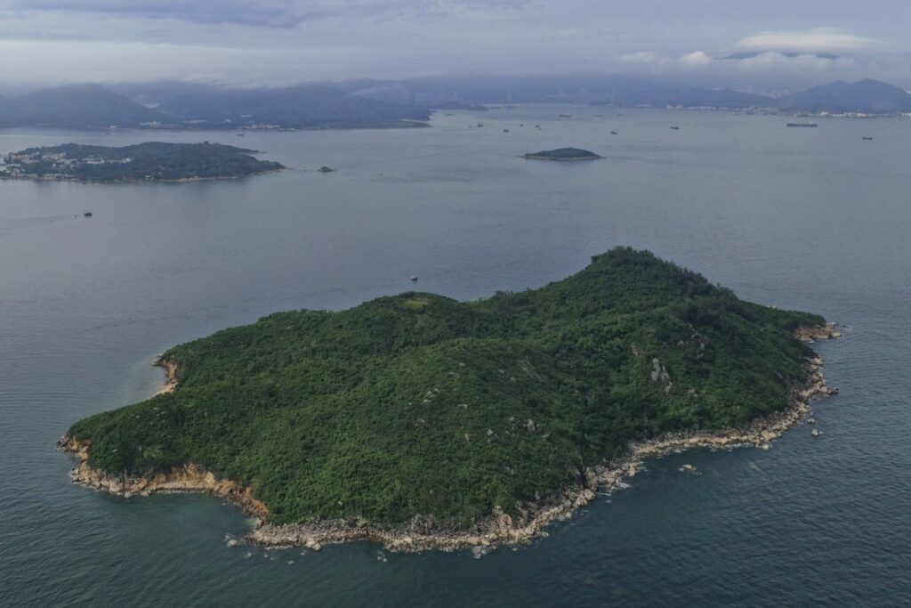 Hong Kong Lantau Reclamation Delayed