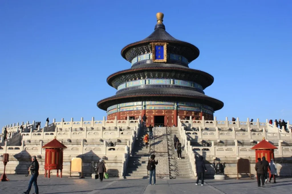 China Visa-Free Policy Boosts Tourism