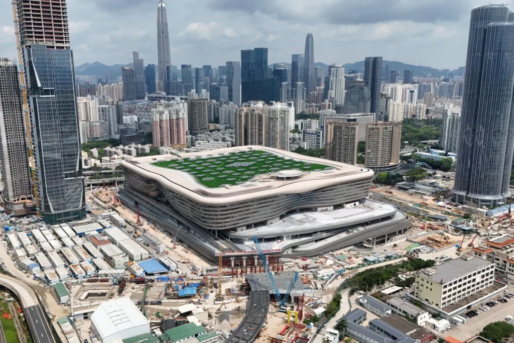 Hong Kong Border Upgrade Speeds Toward Opening Hong Kong Border Upgrade Speeds Toward Opening
