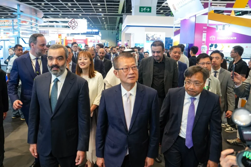 Hong Kong Middle East Trade Jumps Thirty Five Percent