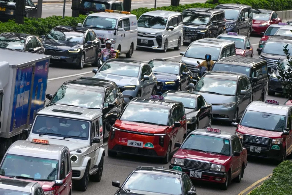 Hong Kong Ride Hailing Test Draws Strong Interest Hong Kong Ride Hailing Test Draws Strong Interest